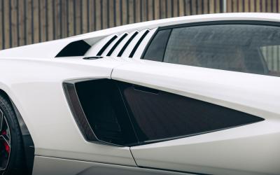 2022 Lamborghini Countach LPI 800-4