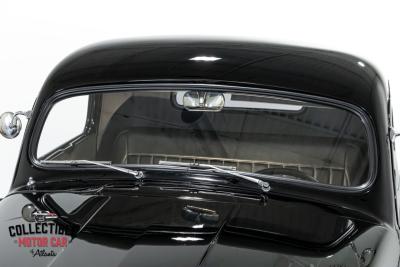 1949 Ford F1 Restomod