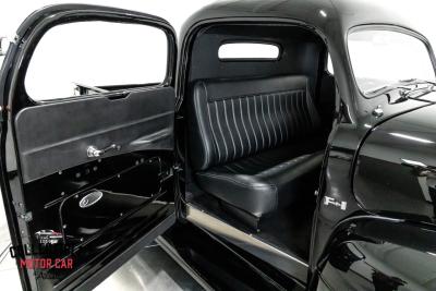 1949 Ford F1 Restomod