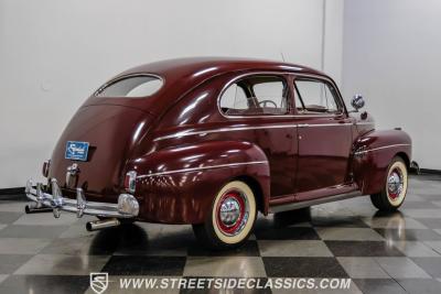 1941 Ford Deluxe Tudor Sedan