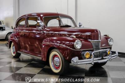 1941 Ford Deluxe Tudor Sedan