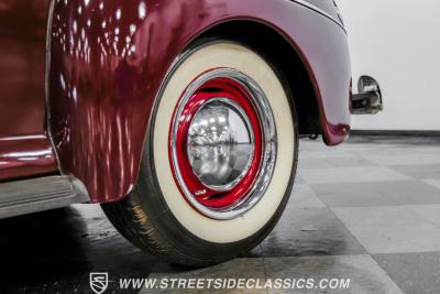 1941 Ford Deluxe Tudor Sedan