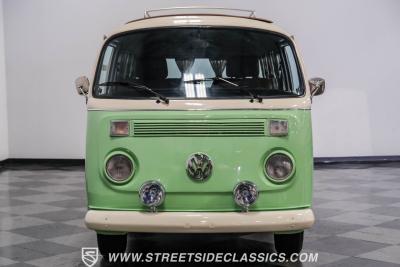 1994 Volkswagen Type 2 13 Window Deluxe Bus