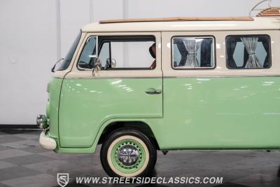 1994 Volkswagen Type 2 13 Window Deluxe Bus