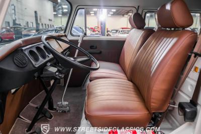 1994 Volkswagen Type 2 13 Window Deluxe Bus