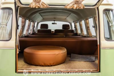 1994 Volkswagen Type 2 13 Window Deluxe Bus