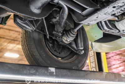 1994 Volkswagen Type 2 13 Window Deluxe Bus