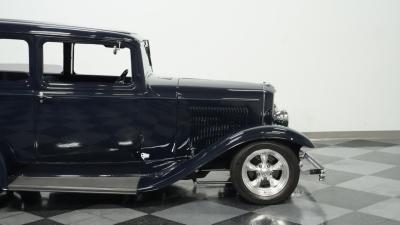 1932 Ford Tudor Streetrod