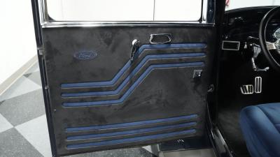 1932 Ford Tudor Streetrod