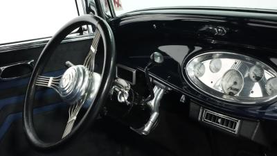 1932 Ford Tudor Streetrod