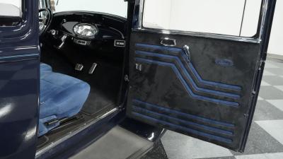 1932 Ford Tudor Streetrod