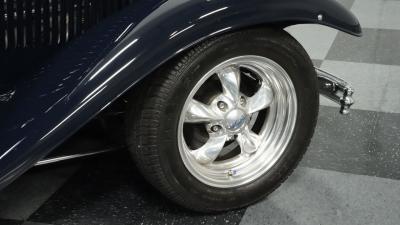 1932 Ford Tudor Streetrod