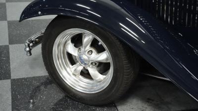 1932 Ford Tudor Streetrod