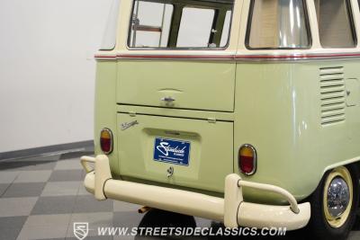 1968 Volkswagen Type 2 23 Window Deluxe Camper