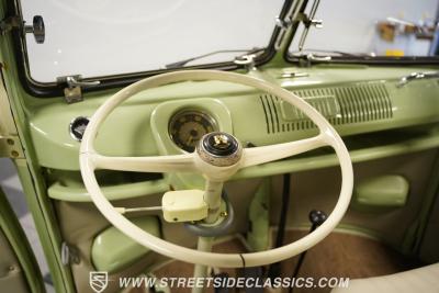 1968 Volkswagen Type 2 23 Window Deluxe Camper