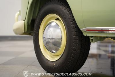 1968 Volkswagen Type 2 23 Window Deluxe Camper
