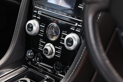 2011 Aston Martin DBS