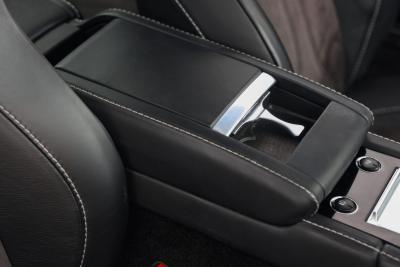 2011 Aston Martin DBS