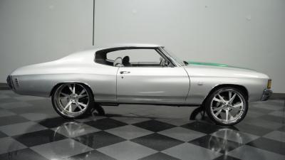 1972 Chevrolet Chevelle 454 Restomod