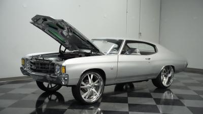 1972 Chevrolet Chevelle 454 Restomod