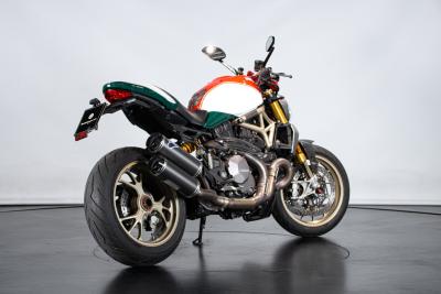 2018 Ducati MONSTER 25&deg; ANNIVERSARIO