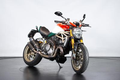 2018 Ducati MONSTER 25&deg; ANNIVERSARIO