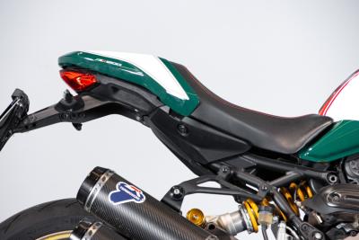 2018 Ducati MONSTER 25&deg; ANNIVERSARIO