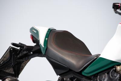 2018 Ducati MONSTER 25&deg; ANNIVERSARIO