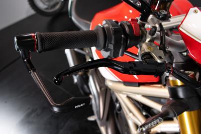 2018 Ducati MONSTER 25&deg; ANNIVERSARIO