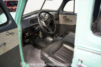 1937 Chevrolet Master Deluxe Sedan Restomod