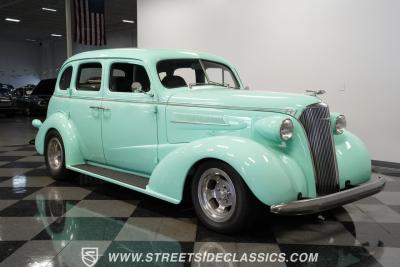 1937 Chevrolet Master Deluxe Sedan Restomod