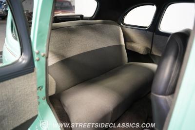 1937 Chevrolet Master Deluxe Sedan Restomod