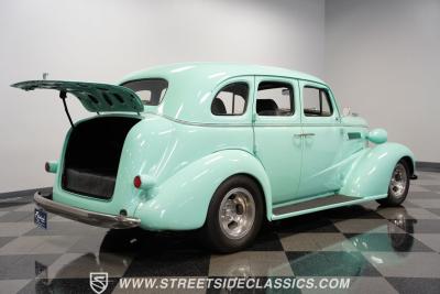 1937 Chevrolet Master Deluxe Sedan Restomod