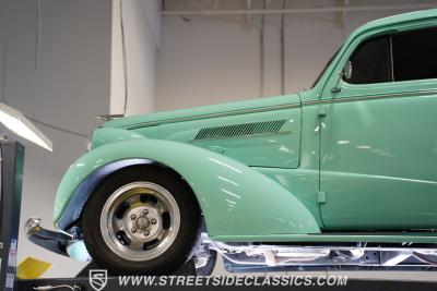 1937 Chevrolet Master Deluxe Sedan Restomod