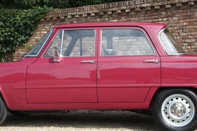 1975 Alfa Romeo Giulia 1300 Nuova Super