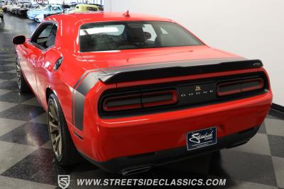 2016 Dodge Challenger R/T Scat Pack 392 Shaker