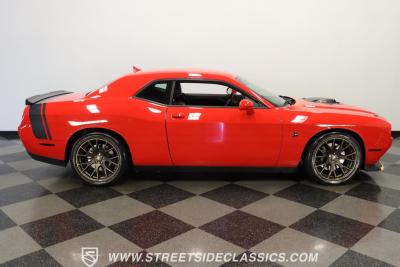 2016 Dodge Challenger R/T Scat Pack 392 Shaker