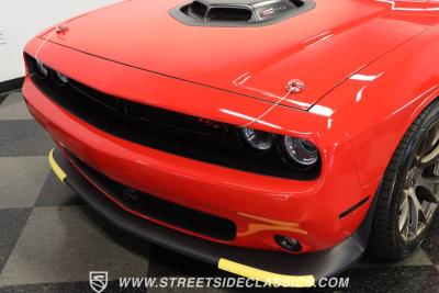 2016 Dodge Challenger R/T Scat Pack 392 Shaker