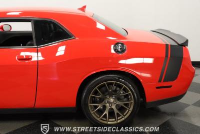 2016 Dodge Challenger R/T Scat Pack 392 Shaker