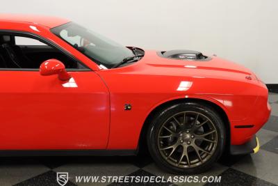 2016 Dodge Challenger R/T Scat Pack 392 Shaker