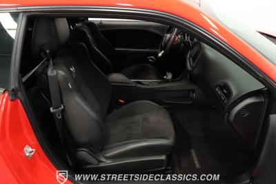 2016 Dodge Challenger R/T Scat Pack 392 Shaker