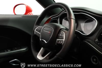 2016 Dodge Challenger R/T Scat Pack 392 Shaker