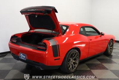 2016 Dodge Challenger R/T Scat Pack 392 Shaker