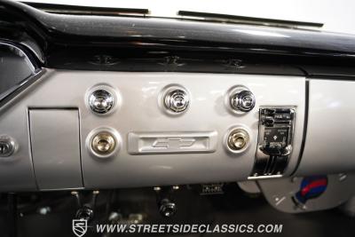 1957 Chevrolet 3100 Big Window Restomod