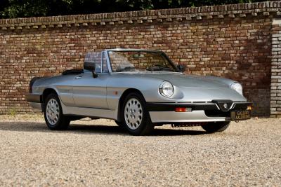 1988 Alfa Romeo Spider 2.0 QV &ldquo;Argento&rdquo;