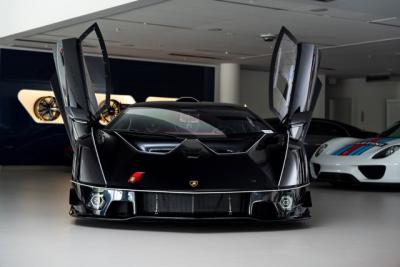 2022 Lamborghini Essenza SCV12