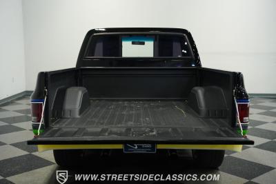 1984 Chevrolet C10 Silverado Show Truck