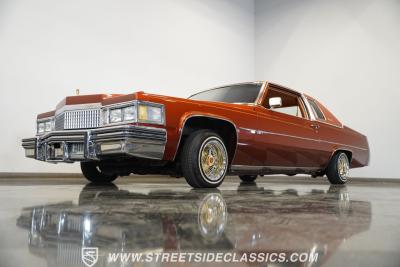 1977 Cadillac Coupe DeVille Lowrider