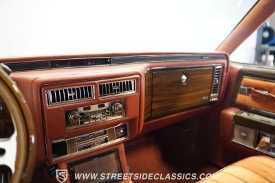 1977 Cadillac Coupe DeVille Lowrider