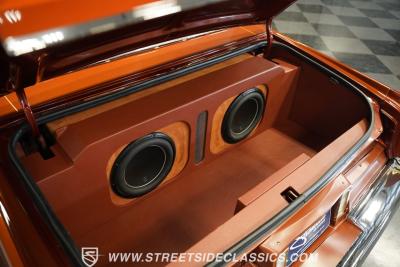 1977 Cadillac Coupe DeVille Lowrider